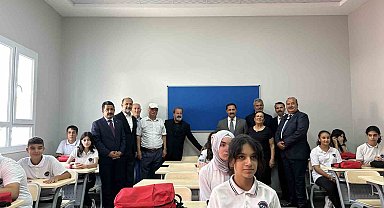 Acılı doktorun depremde kaybettiği eşi ve 2 evladı için yaptırdığı okulun açılışı gerçekleştirildi