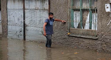 Adana'da "Süper Hücre" bugün de etkili olacak
