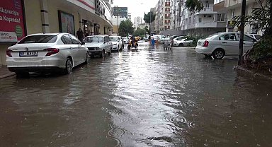 Adana'yı 'süper hücre' vurdu