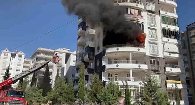 Adıyaman'da korkutan yangın: 4 kişi dumandan zehirlendi