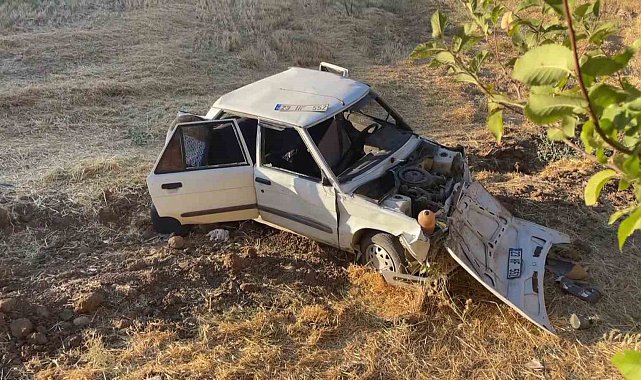 Adıyaman'da otomobil şarampole yuvarlandı: 5 yaralı
