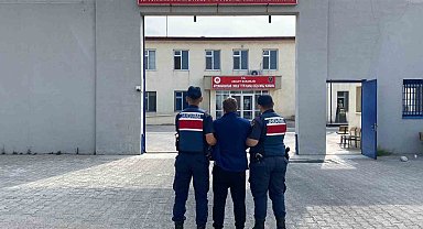 Afyonkarahisar'da kaçak şahıs yakalandı