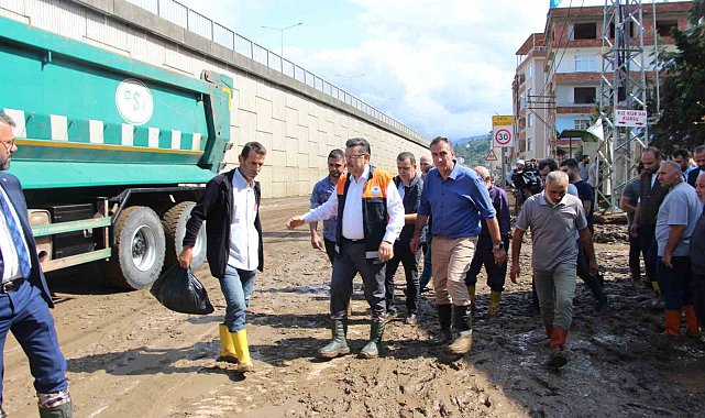 Ahmet Metin Genç: "162 kilogram yağışın bir saatte düşmesi insanı bazen çaresiz de bırakıyor"