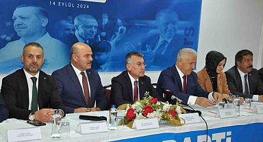 Ak Parti Türkiye Buluşmaları Kars'ta başladı