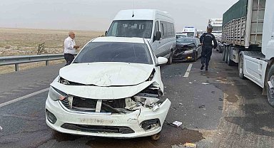 Aksaray'da kum fırtınası kazalara neden oldu: 6 yaralı