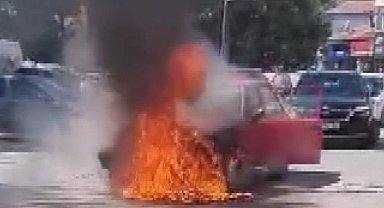Aksaray'da seyir halindeki Tofaş yandı
