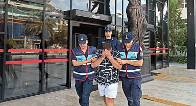 Alanya'da 5 noktada çıkan orman yangınının şüphelisi yakalandı