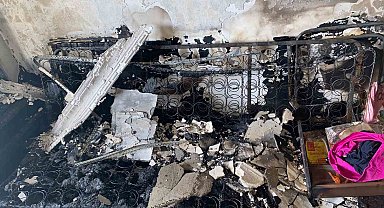 Ankara'da bir kişinin ellerinden yaralandığı yangın kamerada