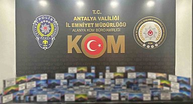 Antalya'da 5 ilçede kaçak tütün operasyonu: 15 şahsa adli işlem