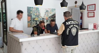 Antalya'da günübirlik kiralanan evlerin denetimi yapıldı