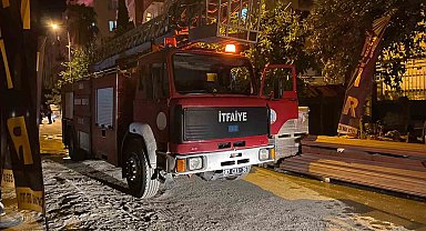 Antalya'da kentsel dönüşümdeki binada yangın