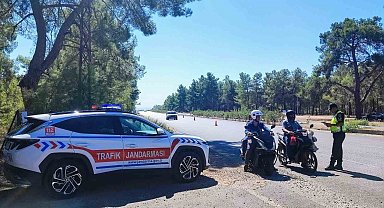 Antalya'da kurallara uymayan motosiklet sürücülerine ceza yağdı