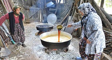 Antalya'da pekmez kazanları kaynamaya başladı