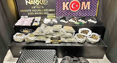 Antalya'da silah ticareti yapan şahıslara operasyon: 2 tutuklama