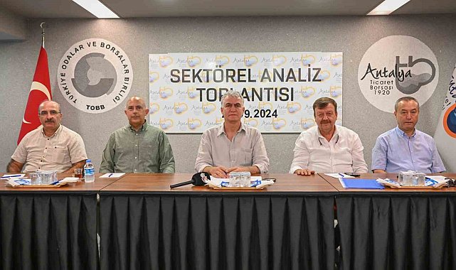 Antalya'da zeytin rekoltesinde geçen yıla göre yüzde 30 artış bekleniyor