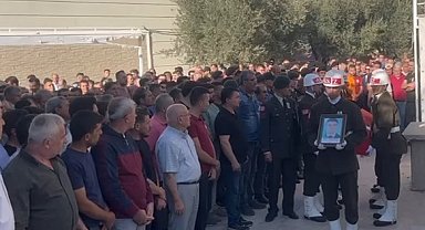 Arkadaşının düğünü için geldiği memleketinde ölen astsubay son yolculuğuna uğurlandı