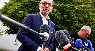 Avusturya'da sandık çıkış anketlerine göre seçimi aşırı sağcı FPÖ'nün kazanması bekleniyor