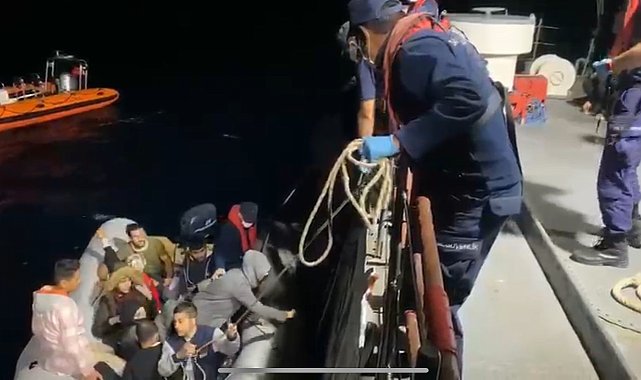 Ayvacık açıklarında 19 kaçak göçmen yakalandı