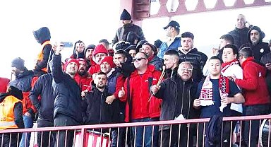 Ayvalıklı 10'lar'dan sitem