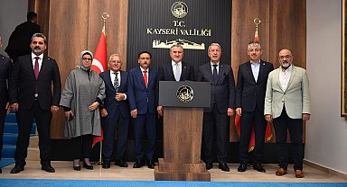Bakan Aşkın Bak'tan Kayseri Valiliği'ne ziyaret