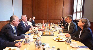 Bakan Bolat: "Almanya ile iş birliğini çeşitlendirmek, iki taraf için de önemli kazanımlar sunmaya devam edecek"