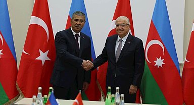 Bakan Güler, Azerbaycanlı mevkidaşı Hasanov ile bir araya geldi
