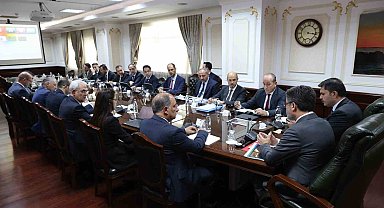 Bakan Kurum: "Orman ve yerleşim yerlerindeki yangınlara müdahalede çalışma grubu oluşturacağız"