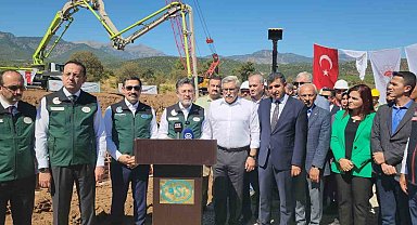 Bakan Yumaklı, Tahtaköprü Barajı sulama hattı çalışmalarını inceledi