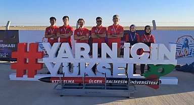 Balıkesirli öğrenciler, TEKNOFEST Roket yarışmasında