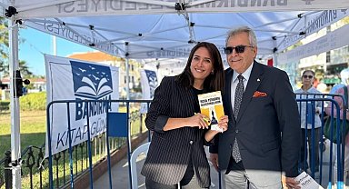 Bandırma Kitap Günleri "Nazım Hikmet" temasıyla coşkuyla devam ediyor