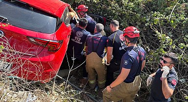 Bandırma'da otomobil şarampole uçtu: 1 yaralı