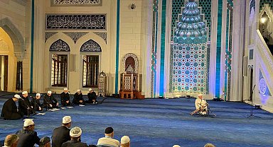 Barbaros Hayrettin Paşa Cami'nde Mevlit Kandili idrak edildi