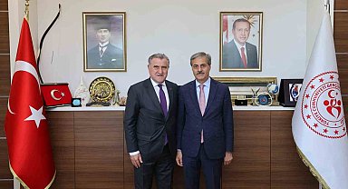 Başkan Alemdar, Gençlik ve Spor Bakanı Osman Aşkın Bak'la görüştü