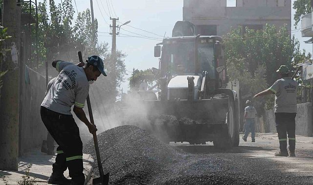 Başkan Aydar: "Ceyhan'da yol sorunu bırakmayacağız"
