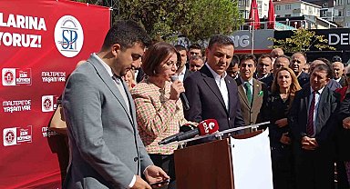 Başkan Esin Köymen, Süreyya Paşa Vakfı'na ait olan alışveriş alanıyla ilgili basına açıklamada bulundu