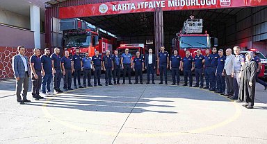 Başkan Hallaç itfaiyecilerle bir araya geldi