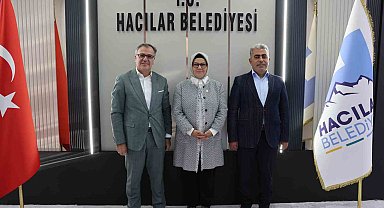 Başkan Özdoğan'a milletvekili Ayşe Böhürler'den ziyaret