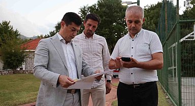 Başkan Ünlü, İçmeler Mahallesi'nde incelemelerde bulundu