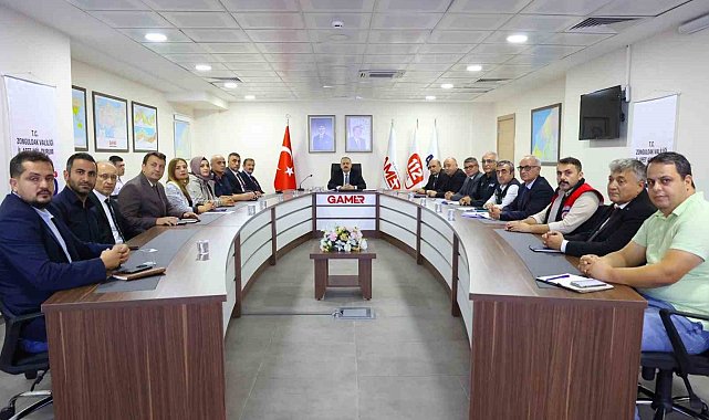 Batı Karadeniz'de aşırı yağış uyarısı; Zonguldak Valiliği tedbir toplantısı yaptı