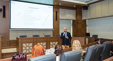 Belediye personeline 'Etkili iletişim, problem çözme ve liderlik eğitimi'