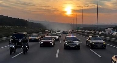 Beykoz'da çakarlı driftli düğün konvoyu kamerada