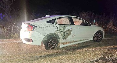 Bilecik'te kamyonet iki araçla çarpıştı: 1'i ağır 7 yaralı