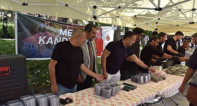 Bilecik'te mevlid kandili dolayısıyla helva dağıtıldı