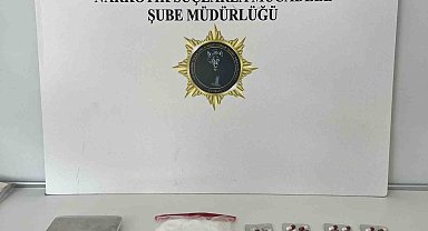 Boş arazideki kolinin ardından evinde de uyuşturucu madde çıktı