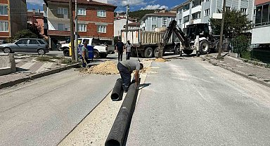 Bozüyük'te Meslek Lisesi Caddesi'nde yeni hat çalışması