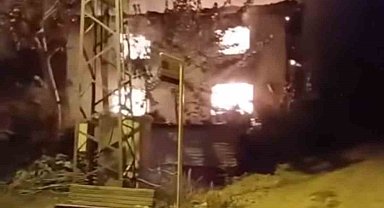 Bursa'da korkutan yangın : Alevler geceyi aydınlattı