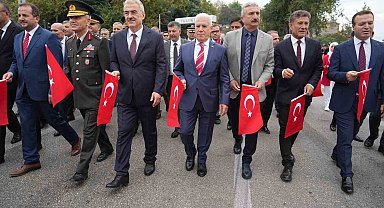 Bursa'nın düşman işgalinden kurtuluşu coşkuyla kutlandı