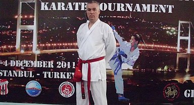 Bursalı gazeteci Enver Akasoy, Türkiye Karate Federasyonu yönetiminden istifa etti