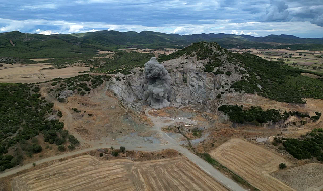Çanakkale'de köylünün bulduğu 109 yıllık top mermileri böyle imha edildi