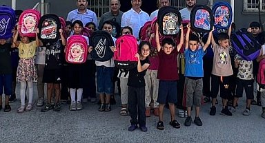 Çermik'te hayırseverlerin desteğiyle 250 öğrencinin kırtasiye ihtiyacı karşılandı